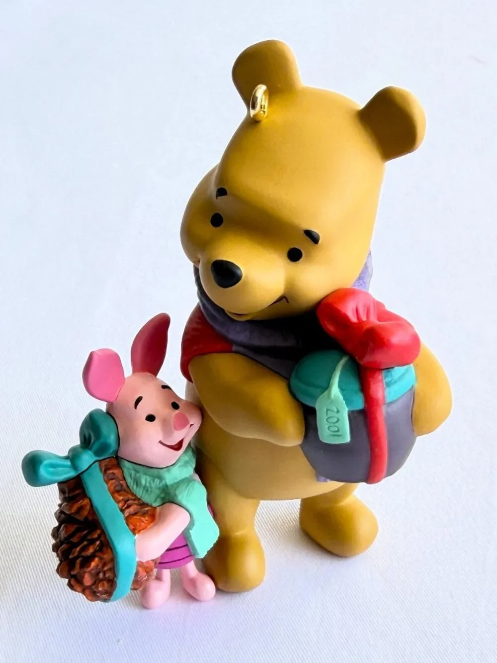 Hallmark Keepsake 2001 Just What They Wanted Winnie the Pooh Piglet Ornament